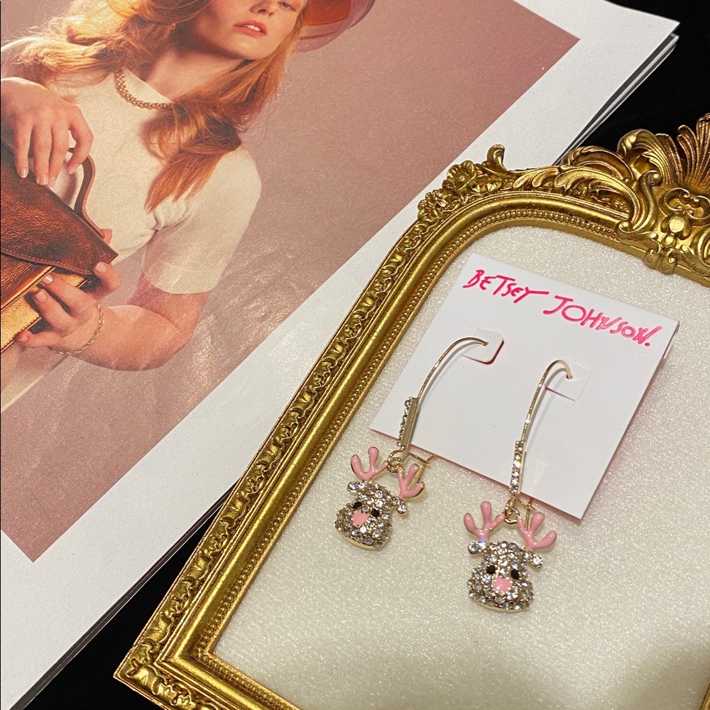 Betsey Johnson Pave Reindeer Drop Earrings🥳